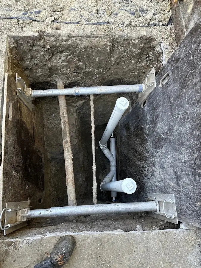 Experienced plumber completing Gas Line Repair work in Parkersburg